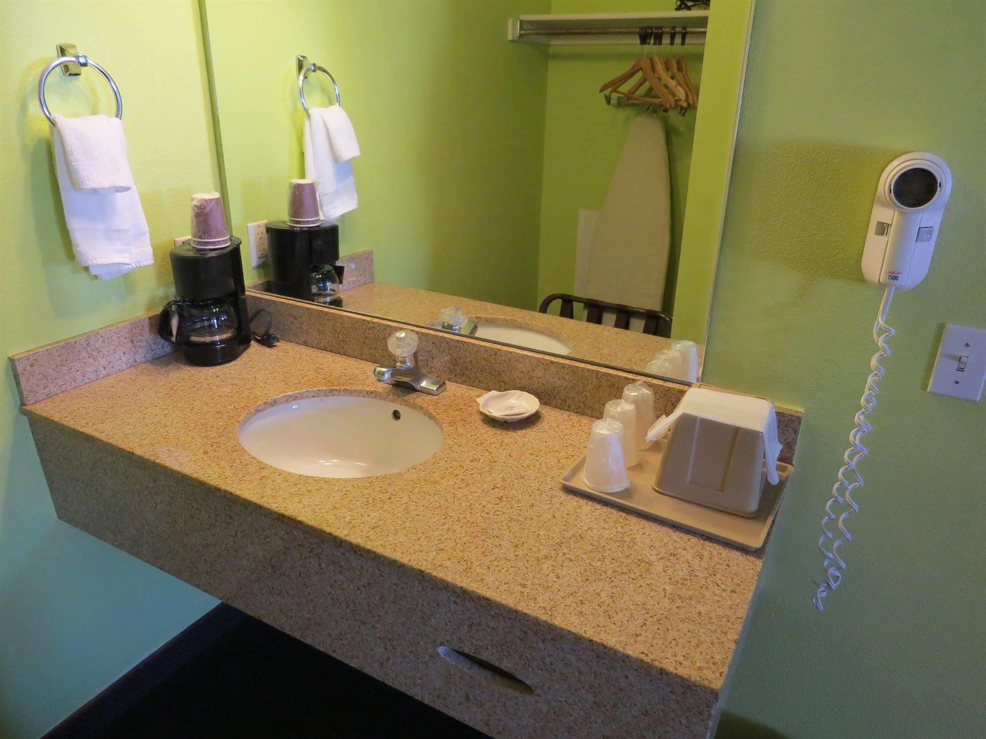 America'S Best Inn & Suites Saint George Eksteriør billede